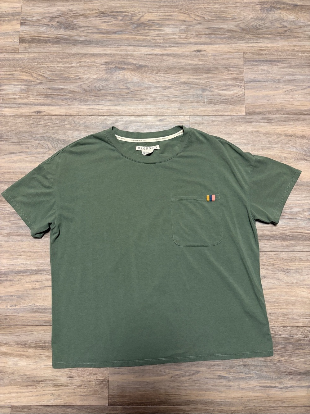 Magnolia Olive Green Lounge Set T Shirt & Shorts Pocket Tee XS - Picture 2 of 8